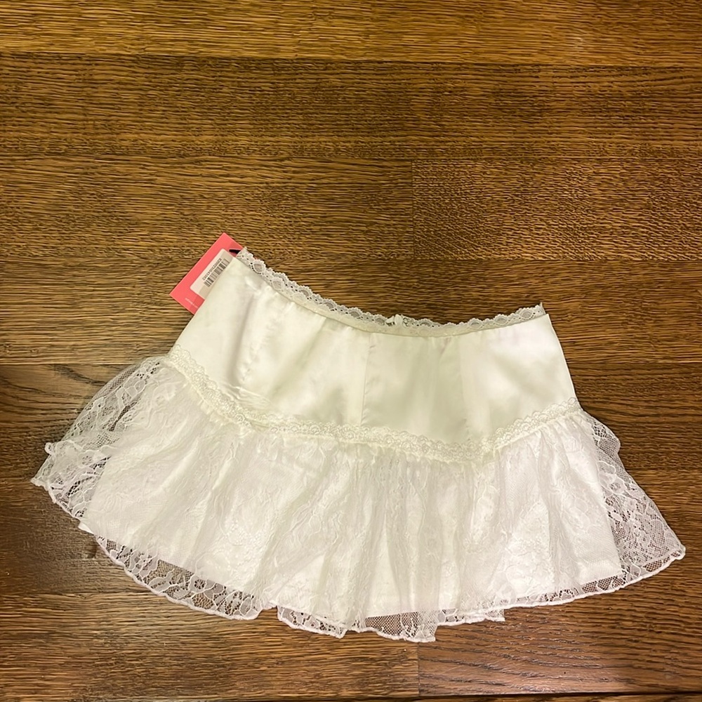 Brand new Edikted mini skirt